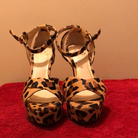 Gorgeous leopard stilettos! - Picture 2 of 4